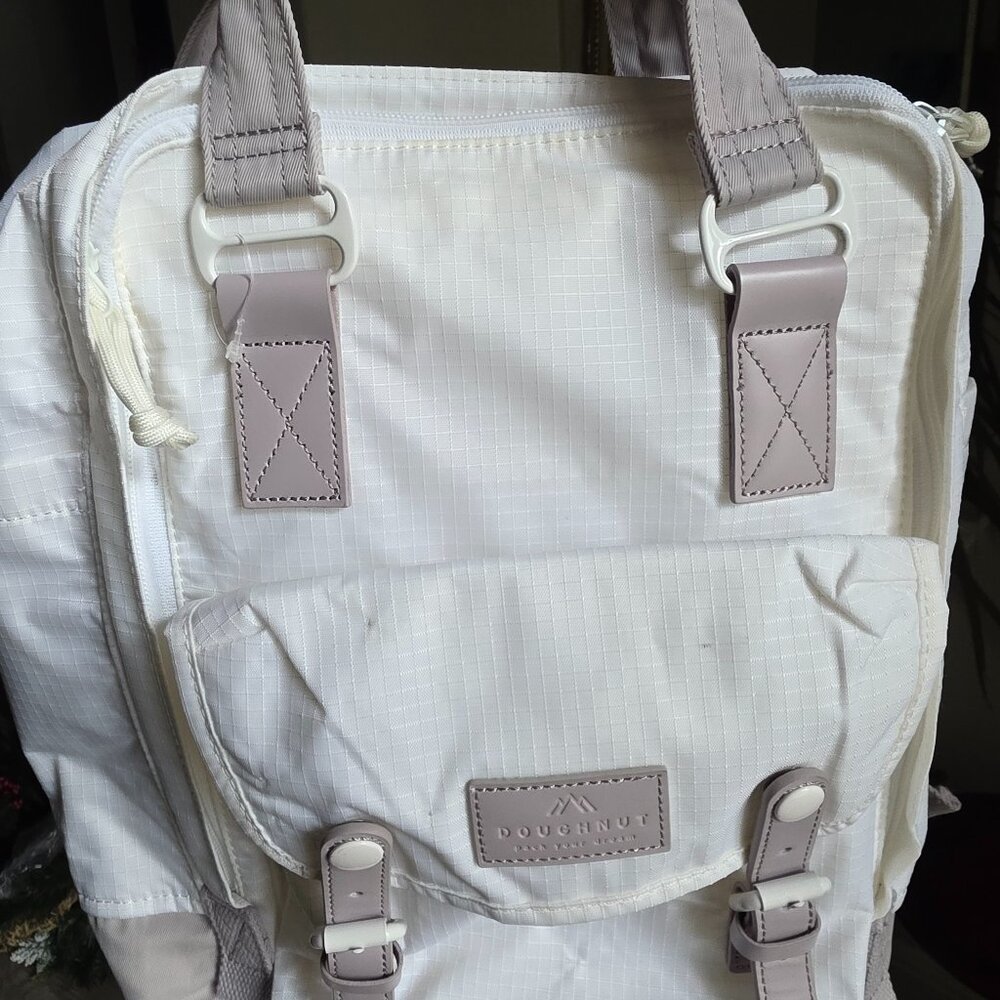 EUC Doughnut Macaroon KaKakaoo Series white backpack
